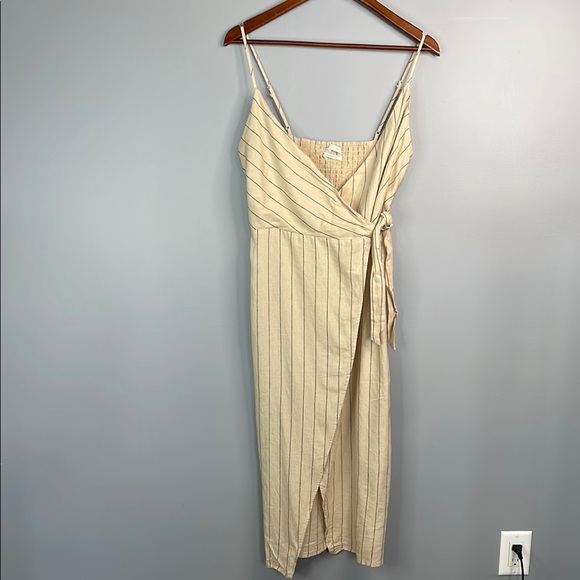 Urban Outfitters Quebec Beige Stripe Linen Blend Side Tie Midi Wrap Dress Size M - Picture 14 of 14